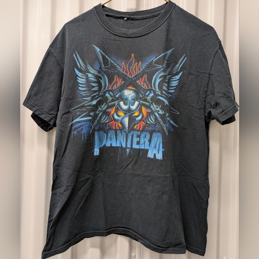 Pantera Black Graphic Tee